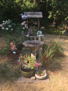 Garden birdbath